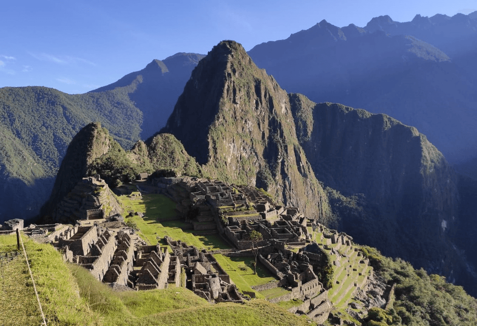 A photo of Machu Picchu, Cusco.
